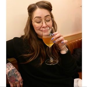 Meet your Posher, Lauren